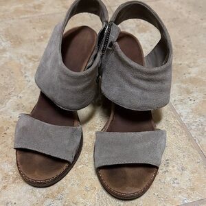 Toms Taupe Suede Women's Sandals